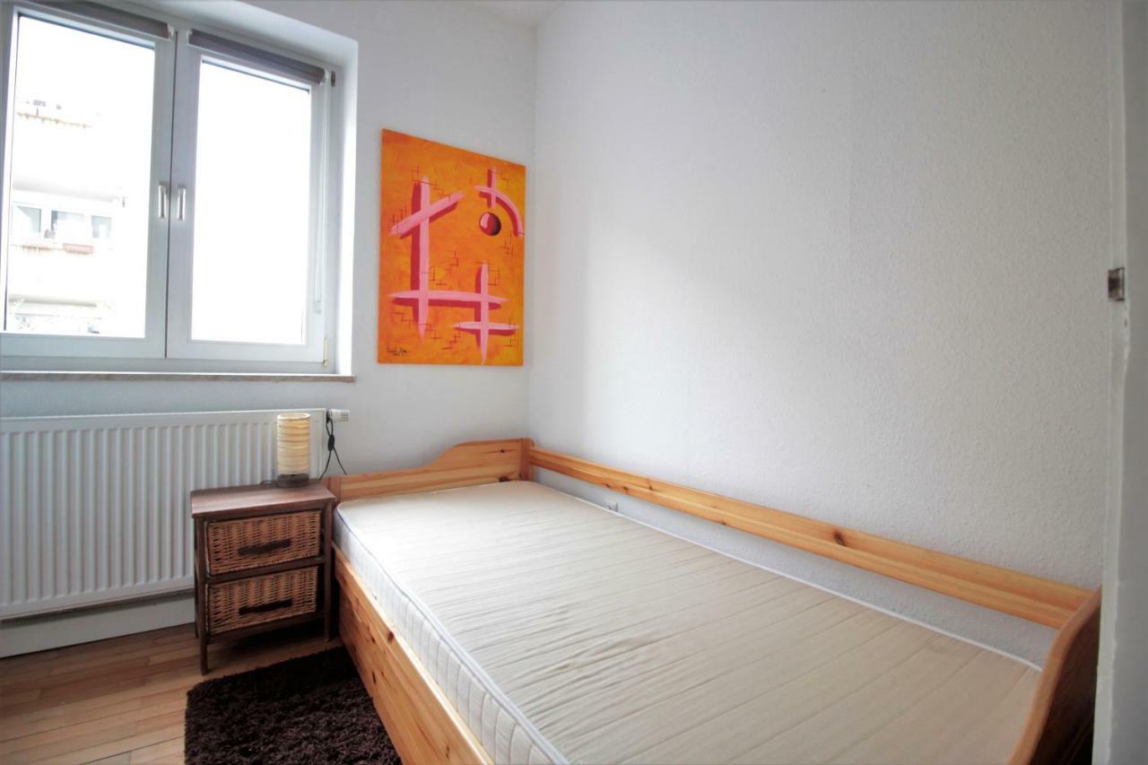 וירצבורג Charming 3-Bedroom Apartment With Parking Lot מראה חיצוני תמונה