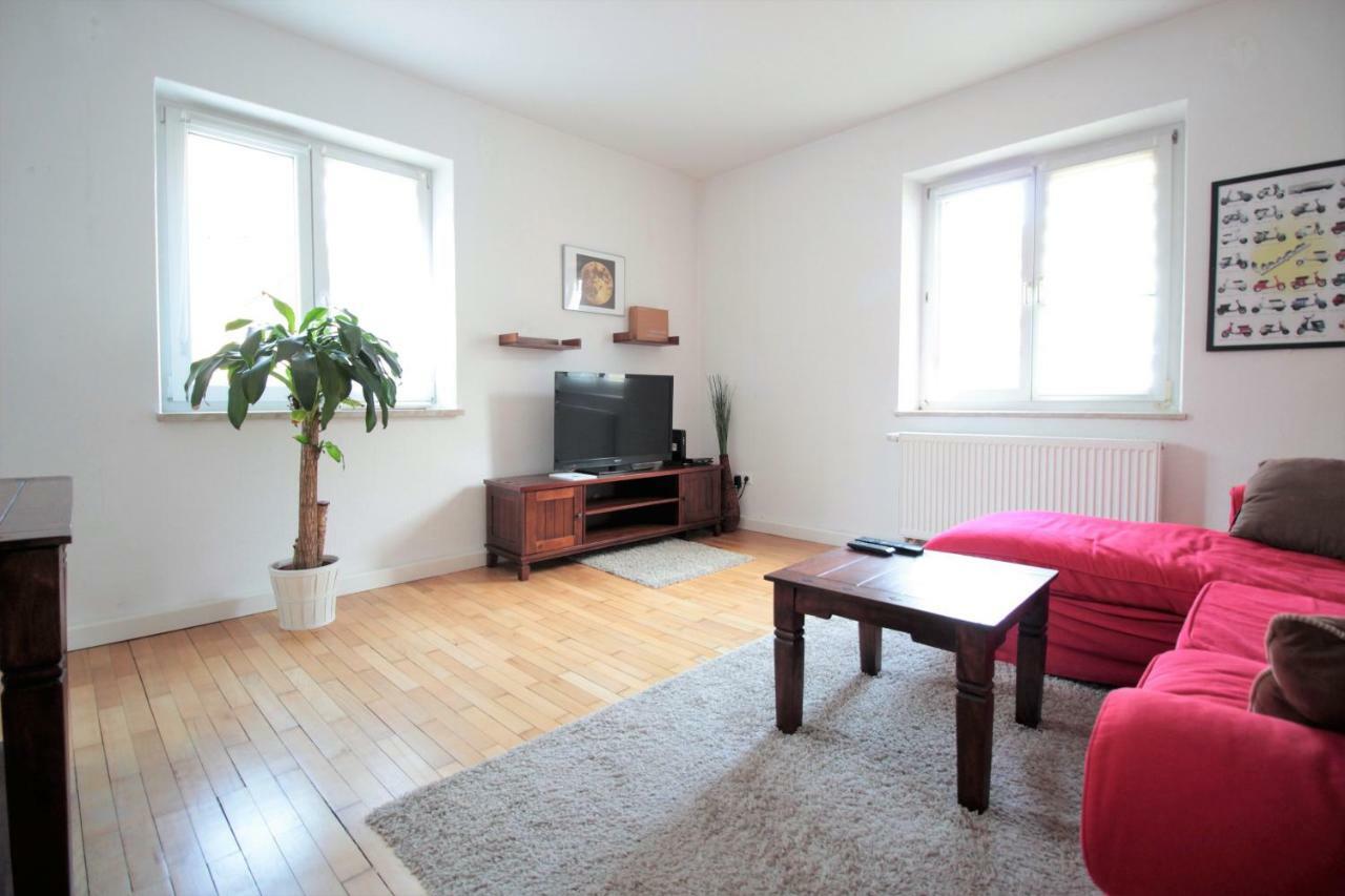 וירצבורג Charming 3-Bedroom Apartment With Parking Lot מראה חיצוני תמונה