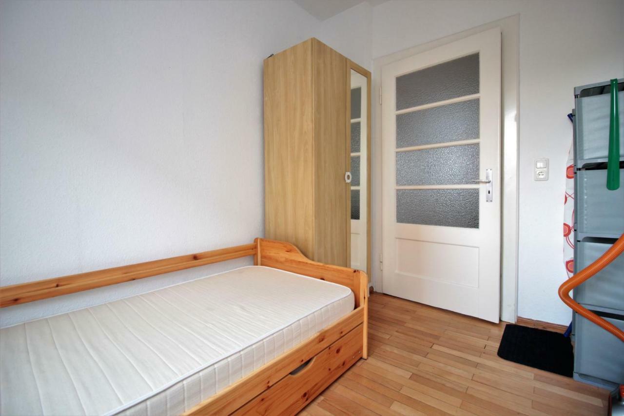 וירצבורג Charming 3-Bedroom Apartment With Parking Lot מראה חיצוני תמונה